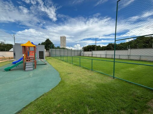 02dc2cc3-38f6-4106-b0dc-2e5611665b4f