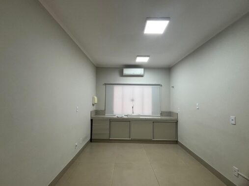 04cb9a6d-0daa-4ef3-91d8-aff51016bd7a