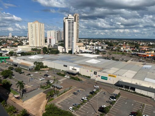 1e719567-e32a-4277-84f3-bbc80857e88e