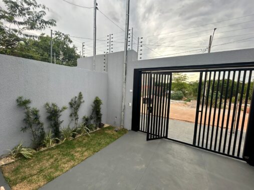 73083849-310d-4576-8bfe-815c2b4c3038