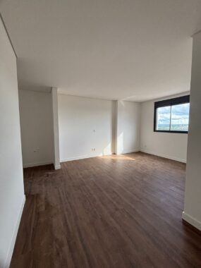 8e9f3ba6-9e0b-4d76-bc3e-35adb9cfa4d9