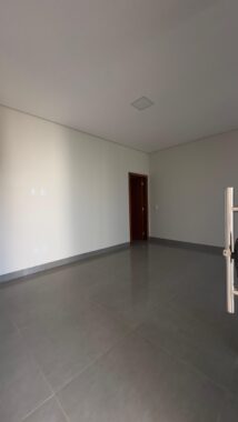 WhatsApp Image 2025-09-15 at 15.06.16 (1)