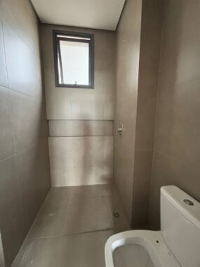 a6de696e-f6f8-4c95-a0a5-a1d2720ae73f