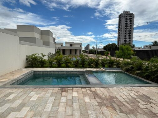 d8798f4c-edce-4d43-9a6b-33c0fa0754b2