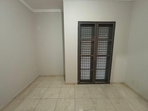 e036e85b-5e6f-4c11-8021-ec4583e7f9e3