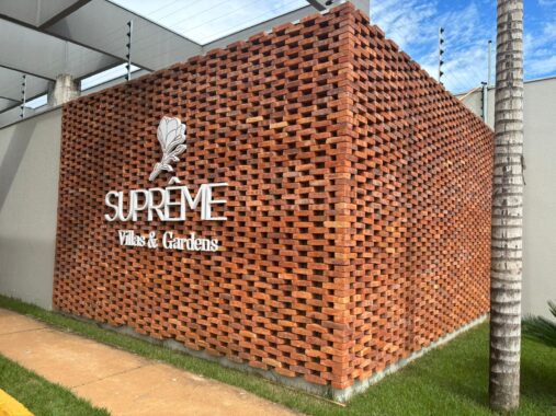 e2bc6abb-ffb3-4675-b6a5-456b05442015