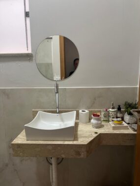 e5a7f771-a3fe-423d-8767-469ecefb5ec6