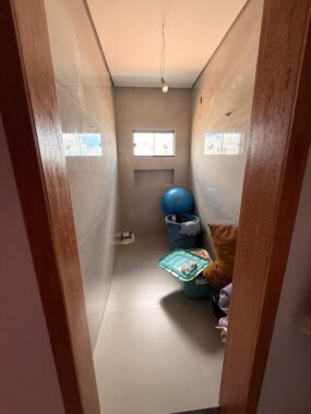 e7f98041-c12f-4f0f-8b28-e5f5425d3ec2