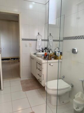 f826a858-b5c0-4bec-b722-af1dd9bfb76a